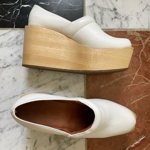 Rachel Comey white Almer clogs; size 6.5